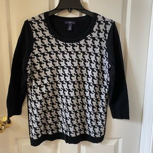 Black and Grey Gap sweater